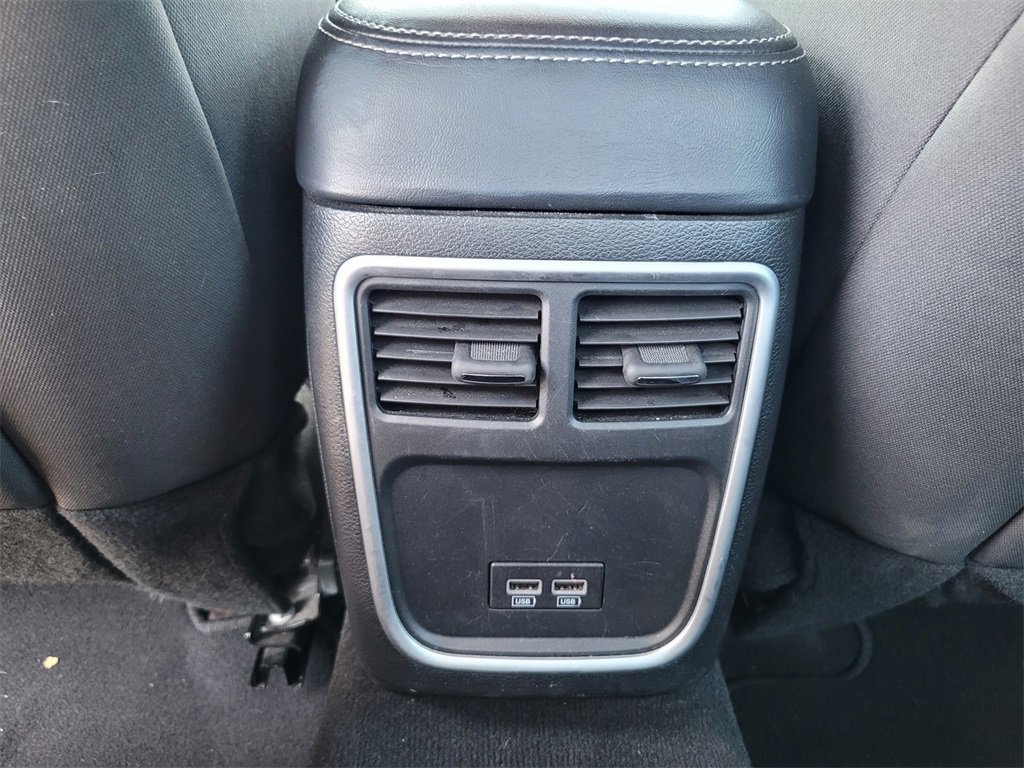 2023 Dodge Charger SXT photo 16