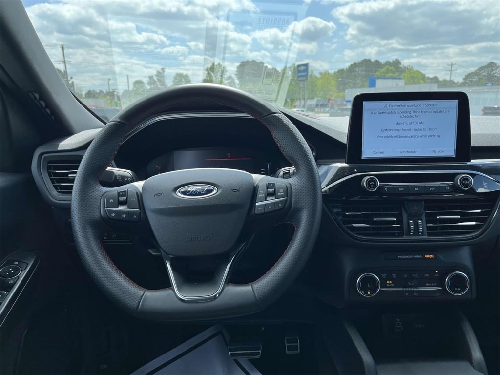 2024 Ford Escape ST-Line photo 9