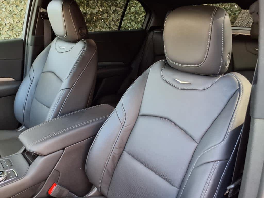 2024 Cadillac XT4 Premium Luxury photo 12