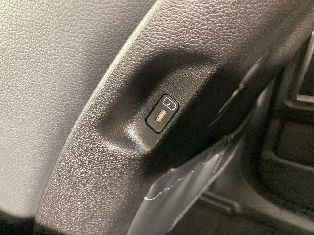 2025 Kia Telluride EX photo 3