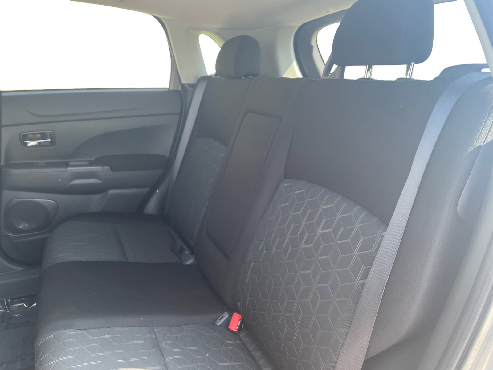 2023 Mitsubishi Outlander Sport LE photo 13