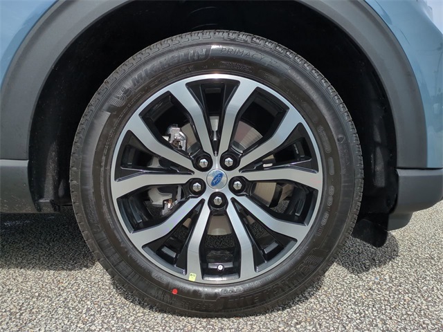2025 Ford Explorer ST-Line photo 10
