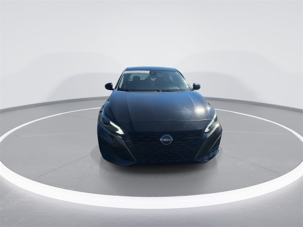 2023 Nissan Altima 2.5 SR photo 3