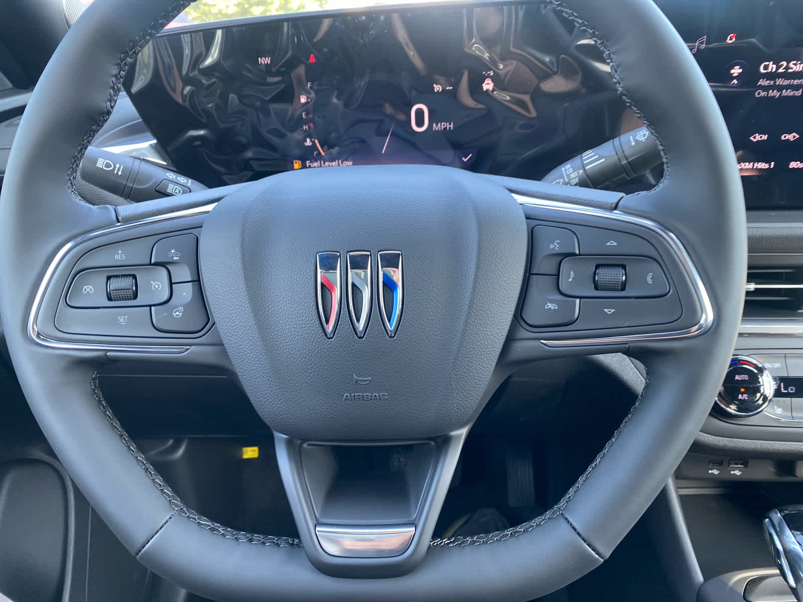 2025 Buick Envista Preferred photo 37