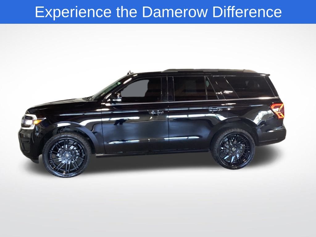 2022 Ford Expedition Limited photo 2