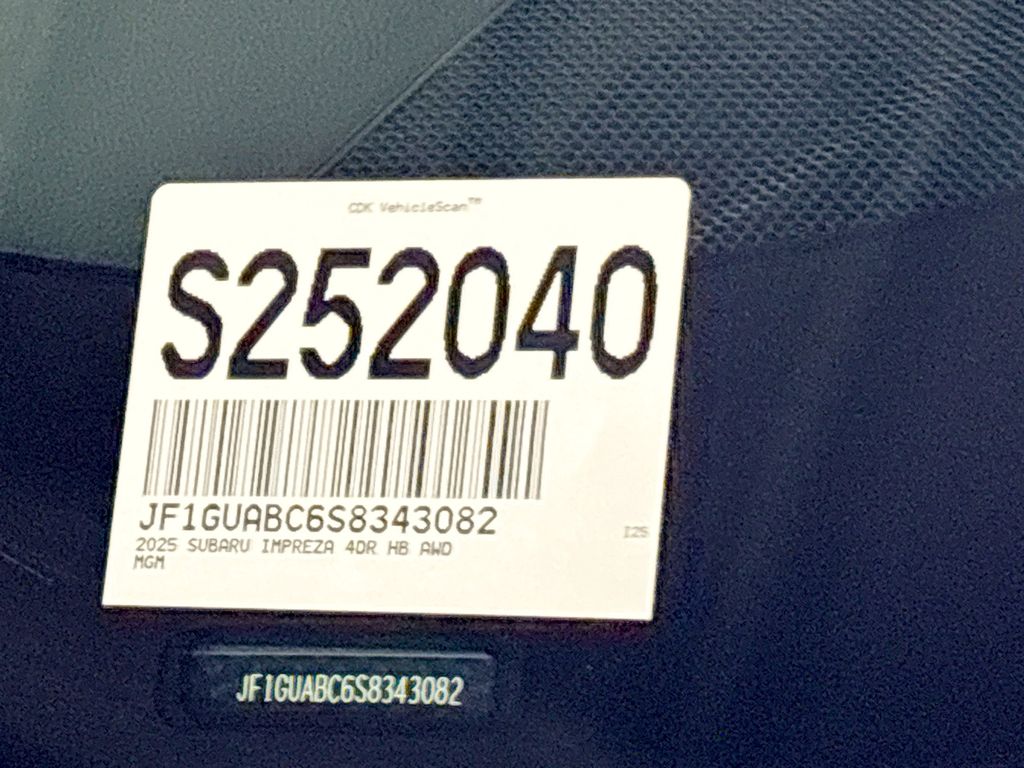 2025 Subaru Impreza Base photo 24
