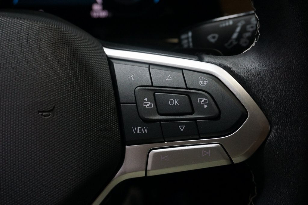 2024 Volkswagen Atlas SE photo 17