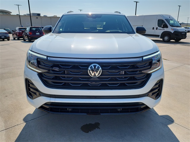 2025 Volkswagen Atlas Cross Sport SEL R-Line photo 7