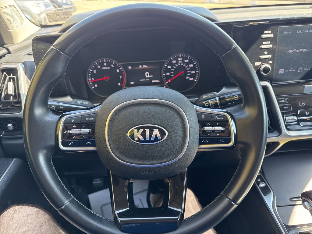 2021 Kia Sorento S photo 21