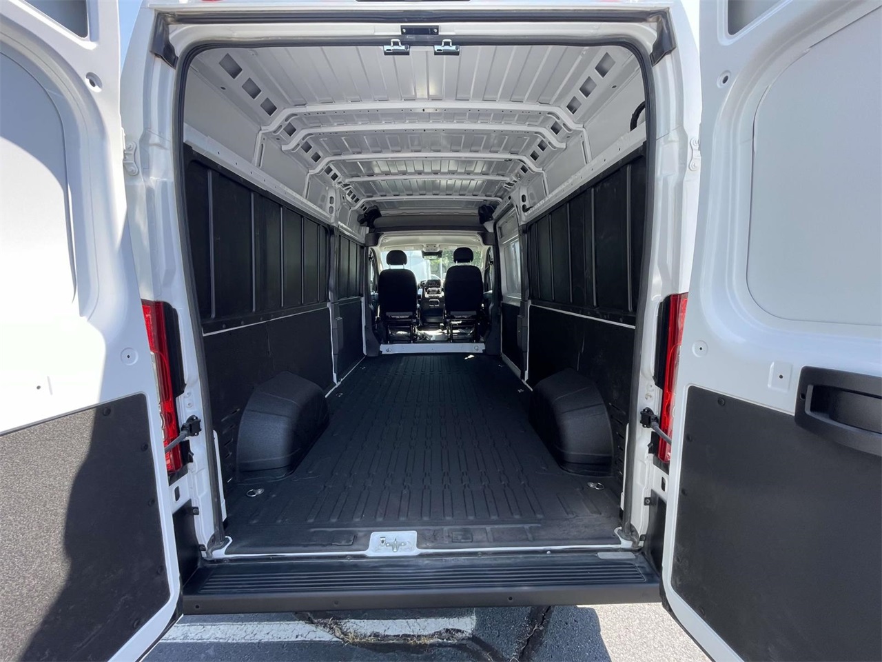 2025 Ram ProMaster 2500 photo 20