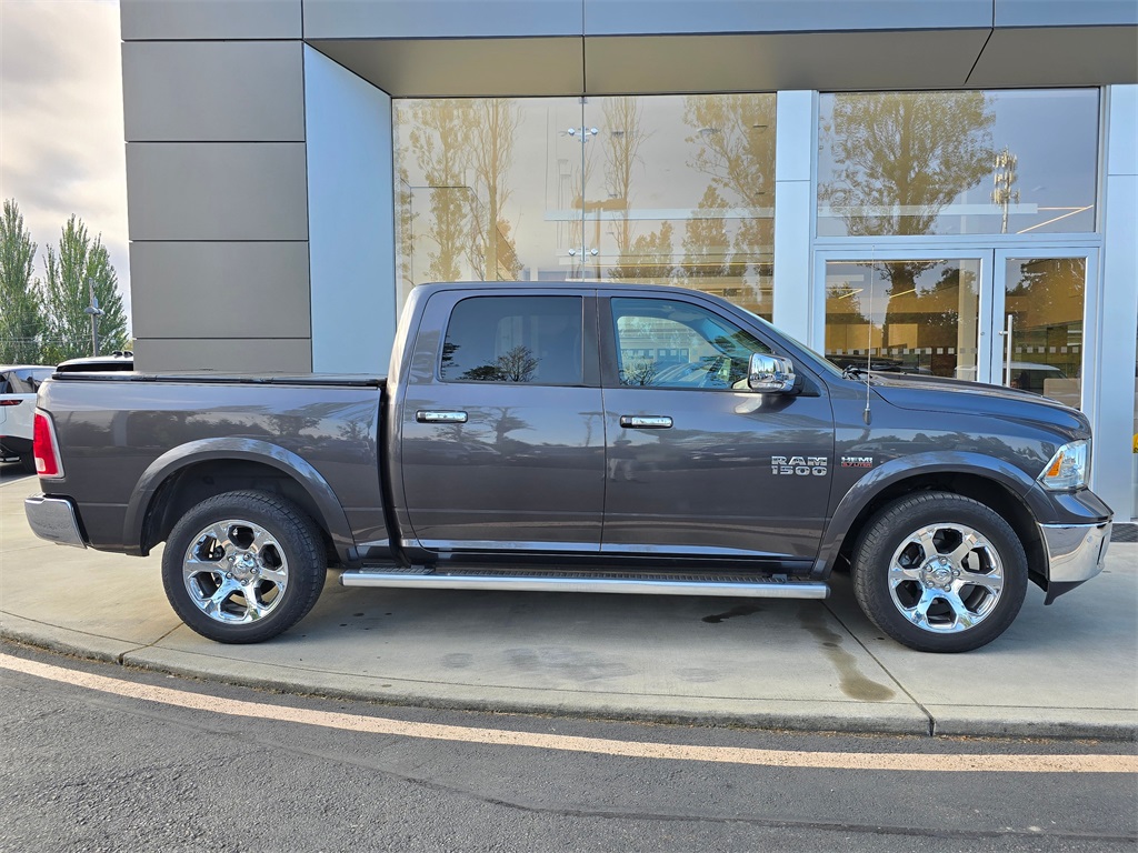 2015 Ram 1500 Laramie photo 7