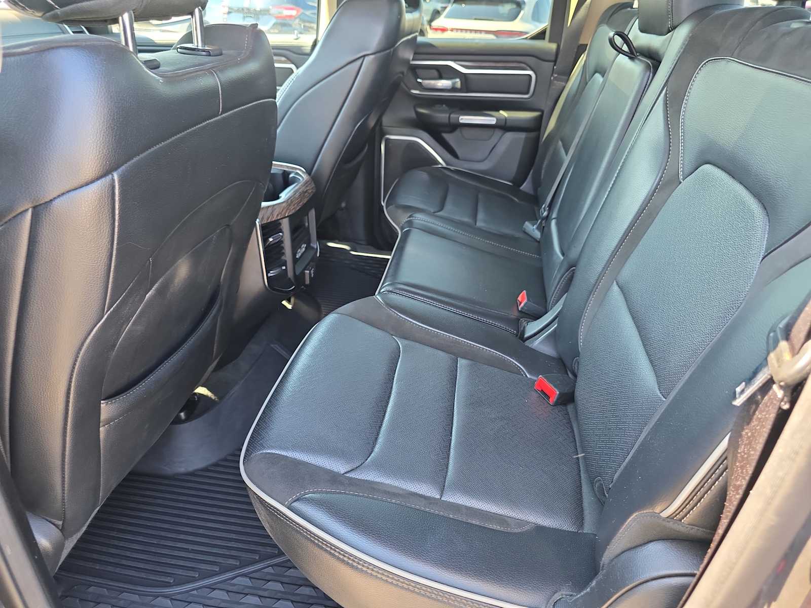 2020 Ram 1500 Laramie photo 30