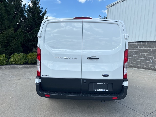2025 Ford Transit Cargo Van photo 6