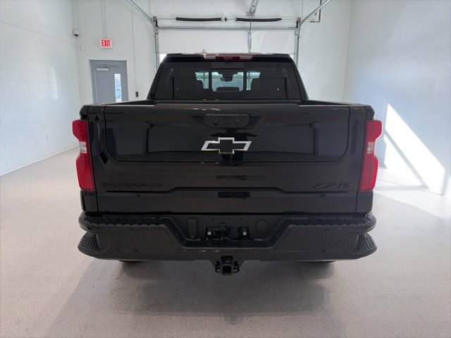 2026 Chevrolet Silverado 1500 ZR2 photo 4