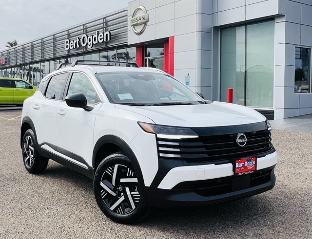 2026 Nissan KICKS SV's photo