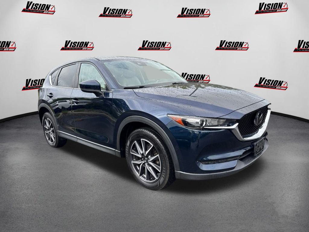 2018 Mazda CX-5 Touring photo 3