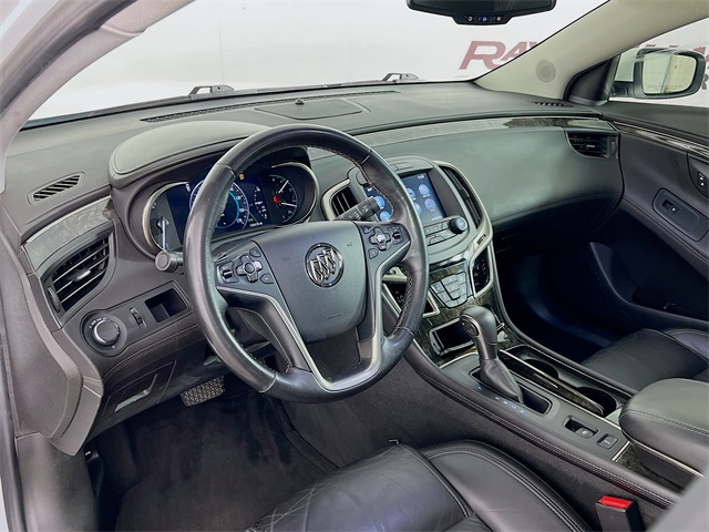 2016 Buick LaCrosse Sport Touring photo 32