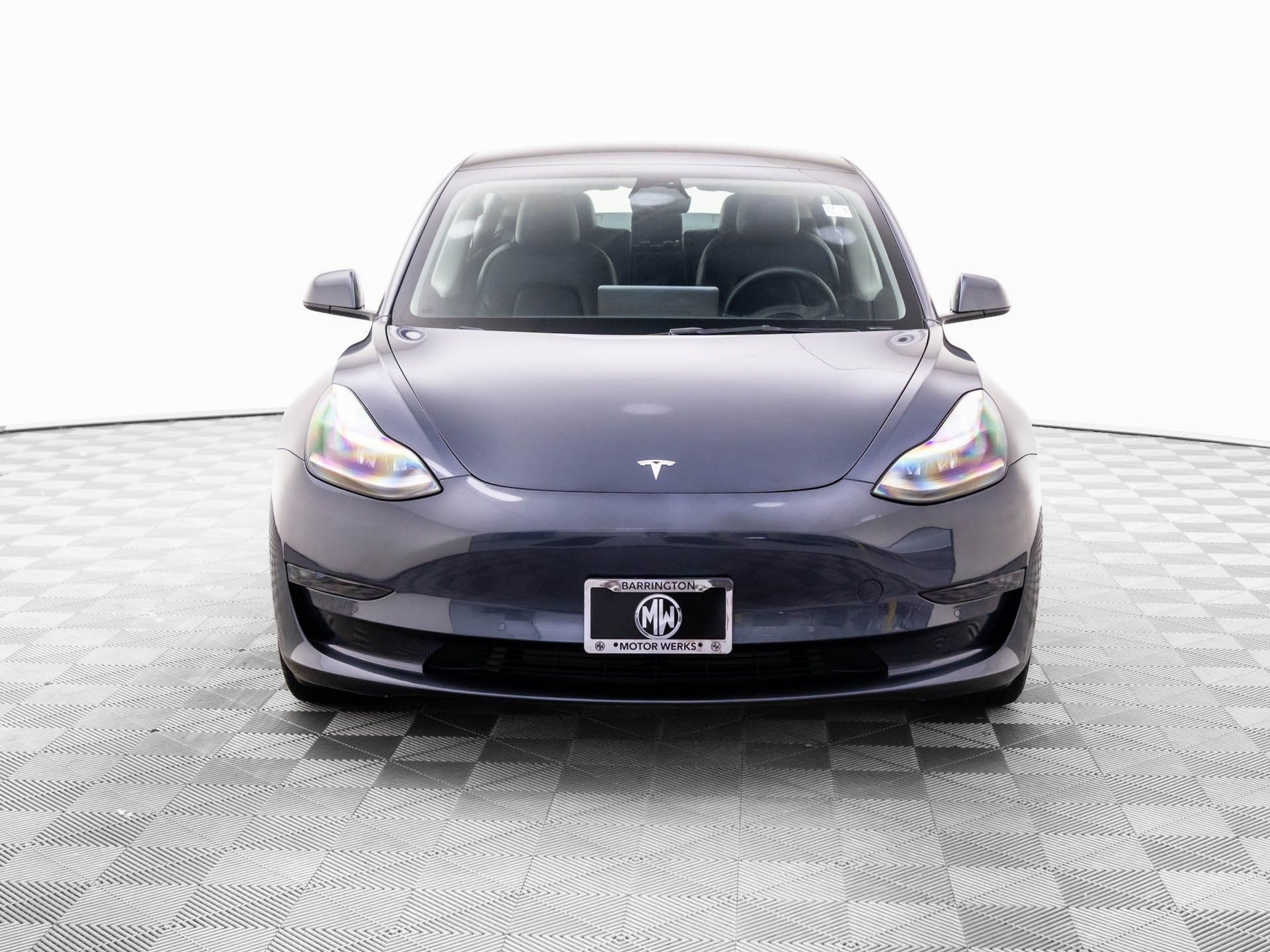 2022 Tesla Model 3 Long Range photo 2