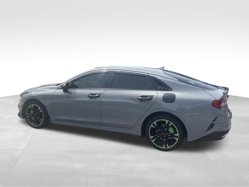 2024 Kia K5 GT-Line photo 2