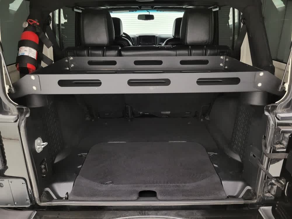 2016 Jeep Wrangler Unlimited Sahara photo 15