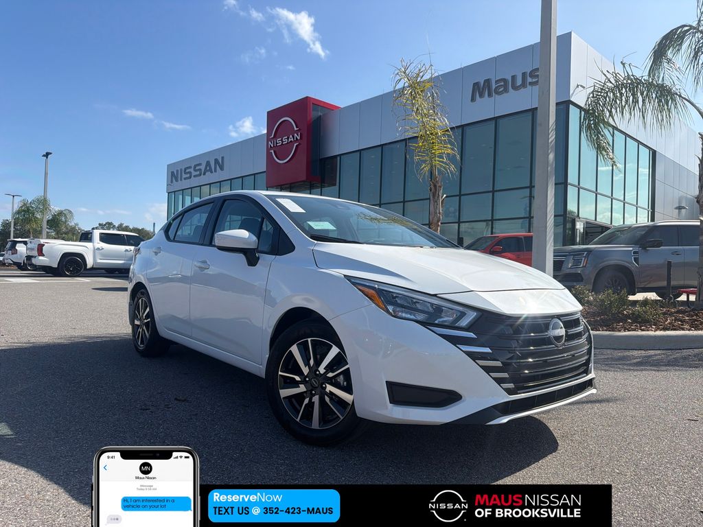 2025 Nissan Versa SV's photo
