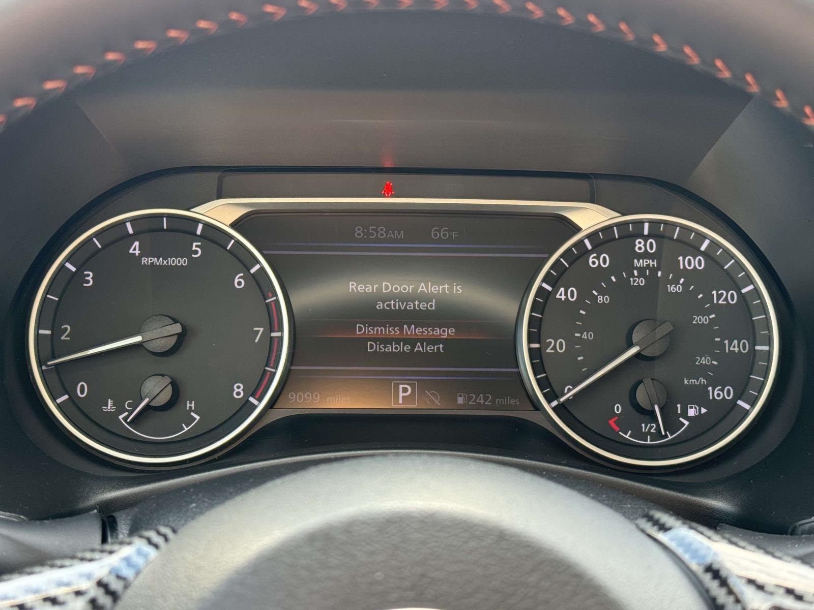 2024 Nissan Sentra SR photo 4