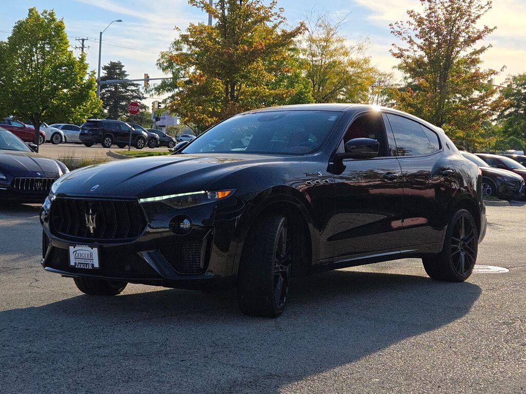 2022 Maserati Levante Modena photo 3