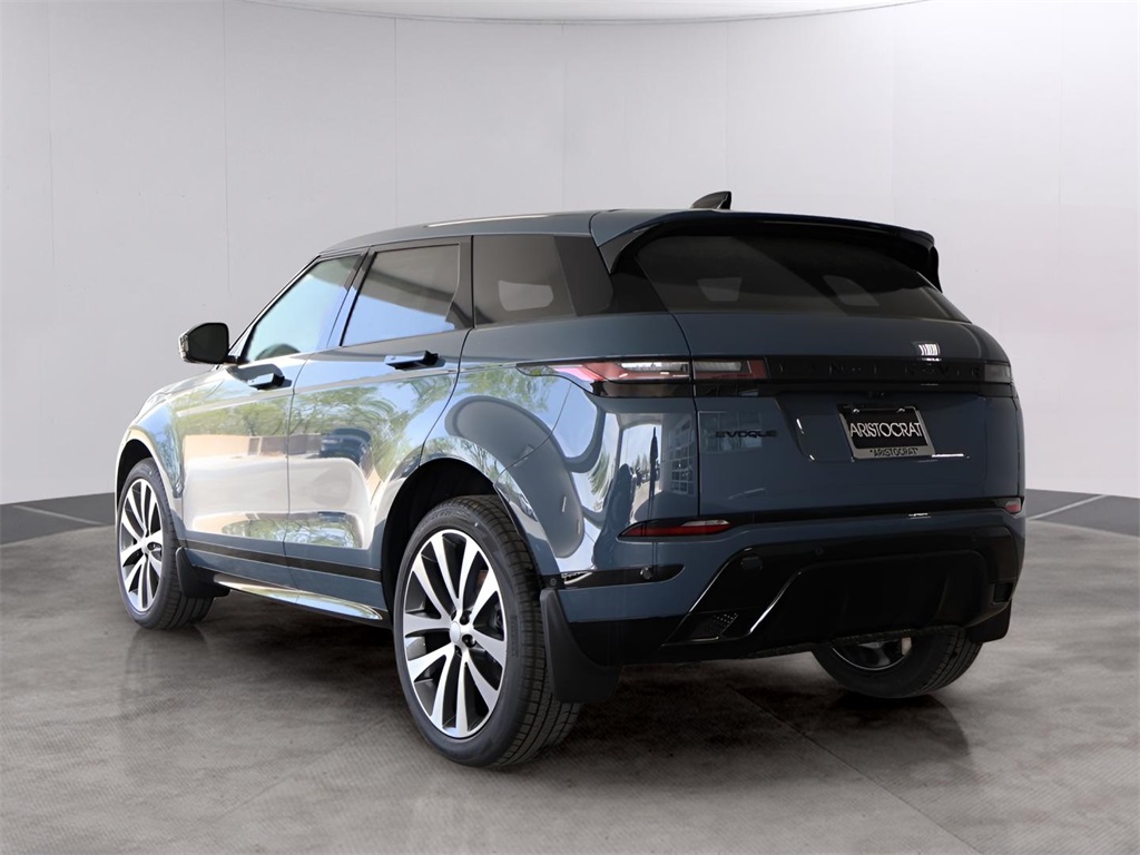 2026 Land Rover Range Rover Evoque Dynamic SE photo 5