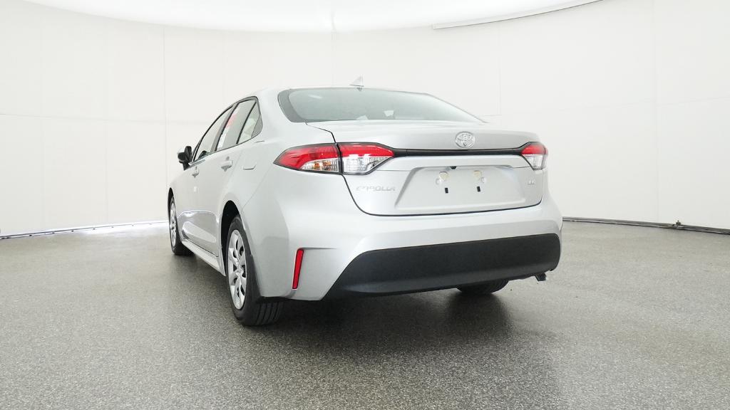 2025 Toyota Corolla LE photo 16