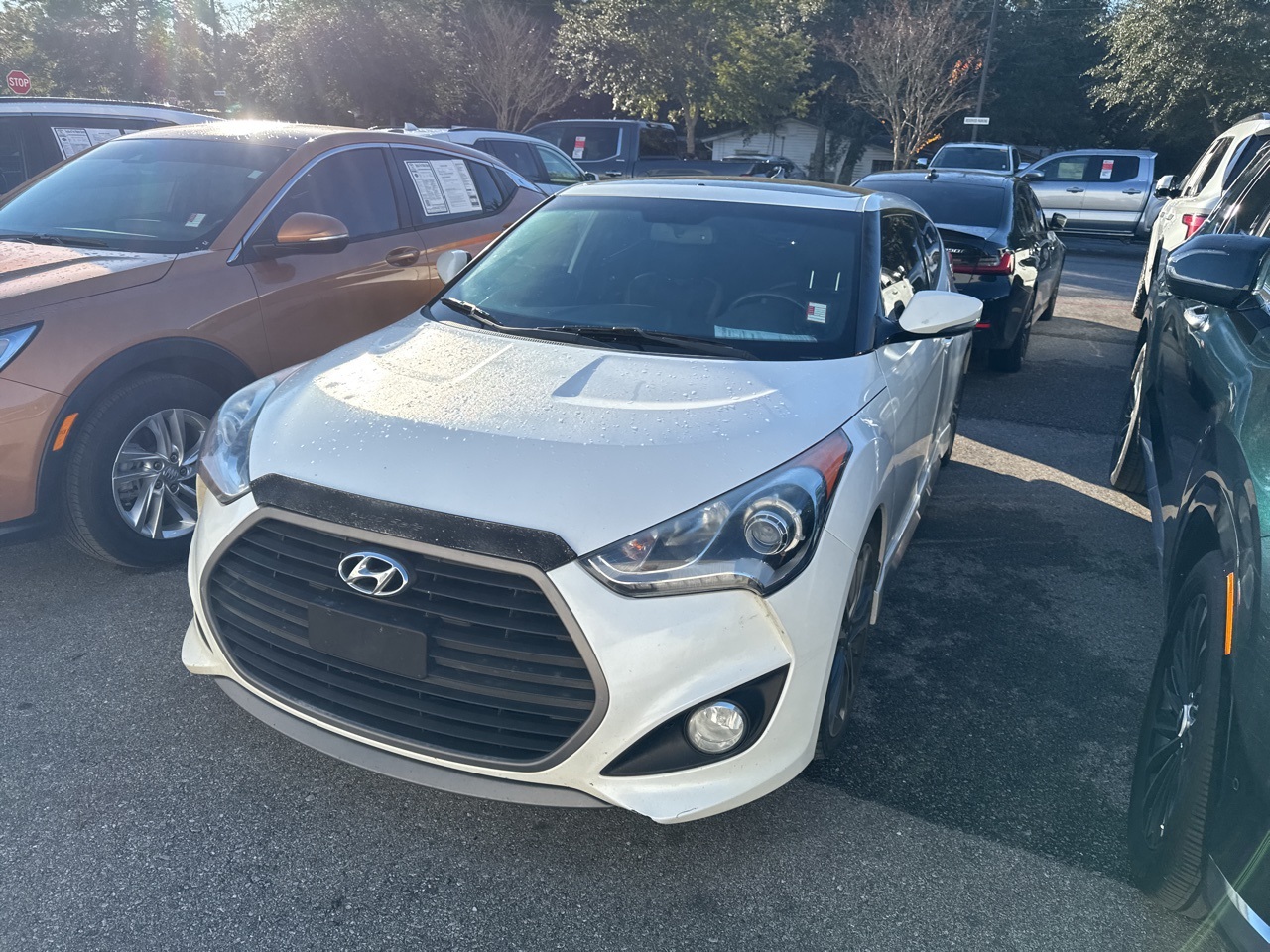 2016 Hyundai Veloster's photo