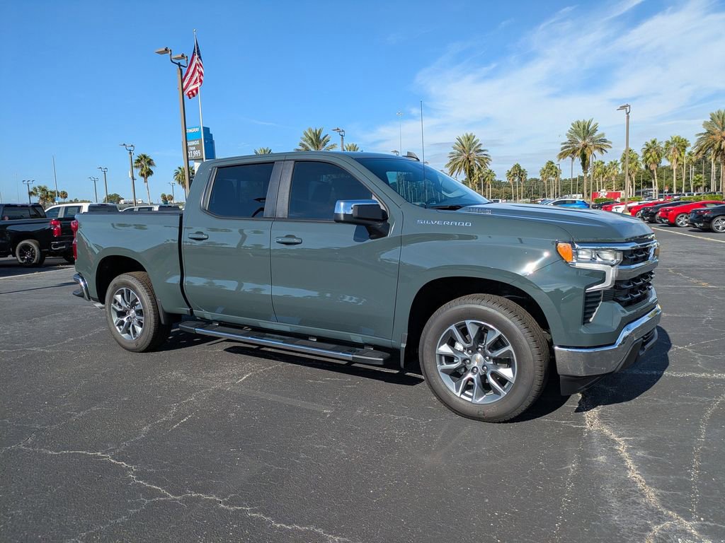 2026 Chevrolet Silverado 1500 LT photo 2