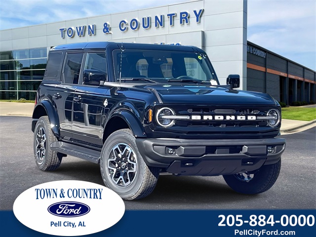 2025 Ford Bronco 4-Door Outer Banks's photo