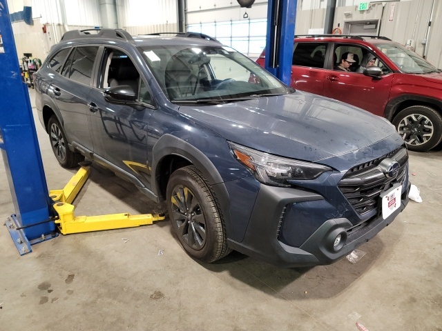 2024 Subaru Outback Onyx Edition's photo