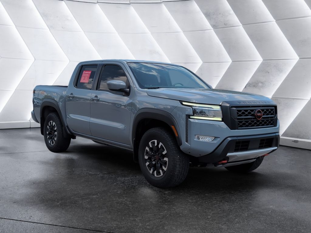 2024 Nissan Frontier PRO-4X photo 3