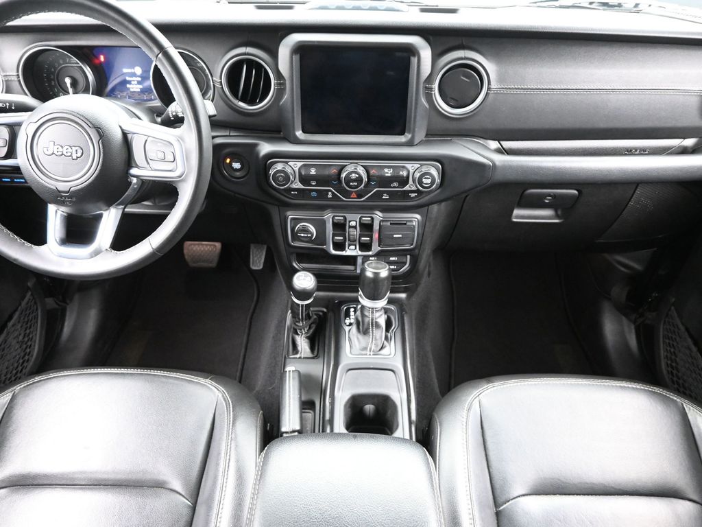 2023 Jeep Wrangler Sahara 4xe photo 10