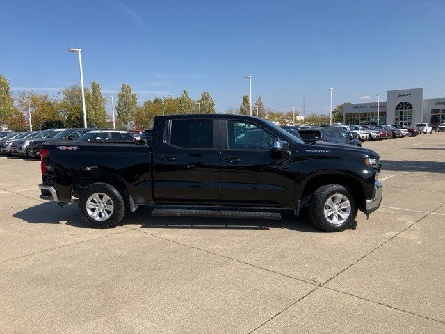2021 Chevrolet Silverado 1500 LT photo 4