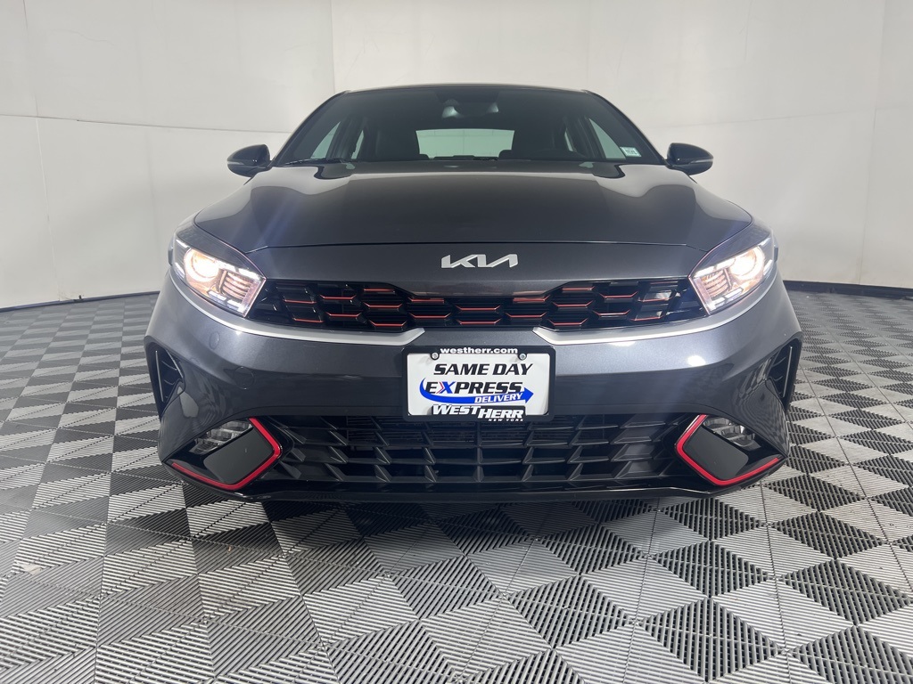 2023 Kia Forte GT-Line photo 12