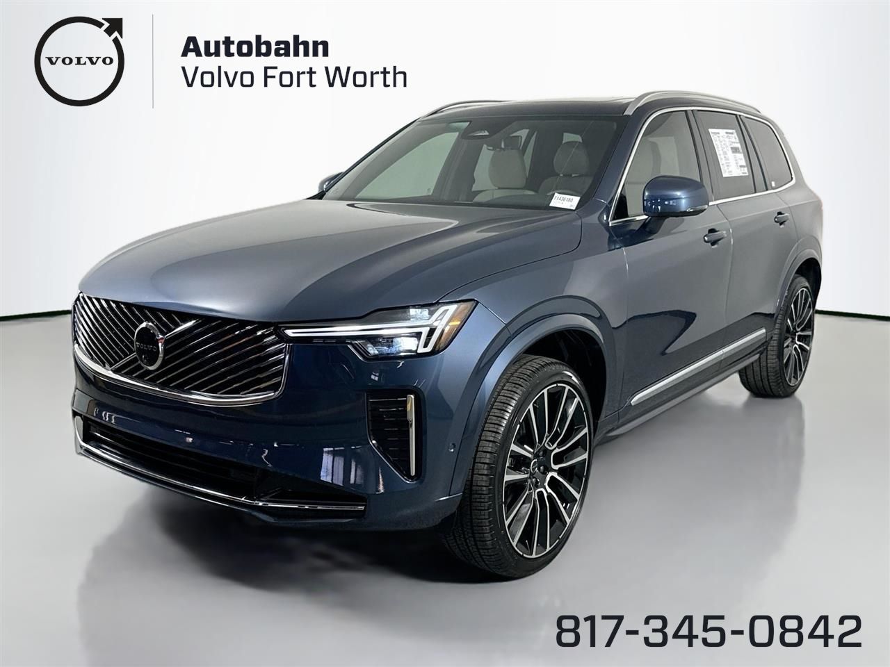 2026 Volvo XC90 Plus's photo