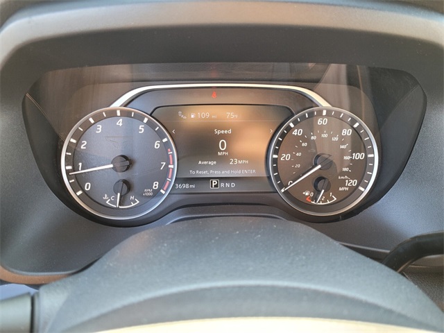 2024 Nissan Titan SV photo 21
