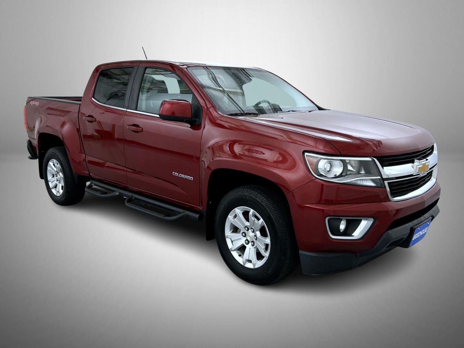 2020 Chevrolet Colorado LT photo 3