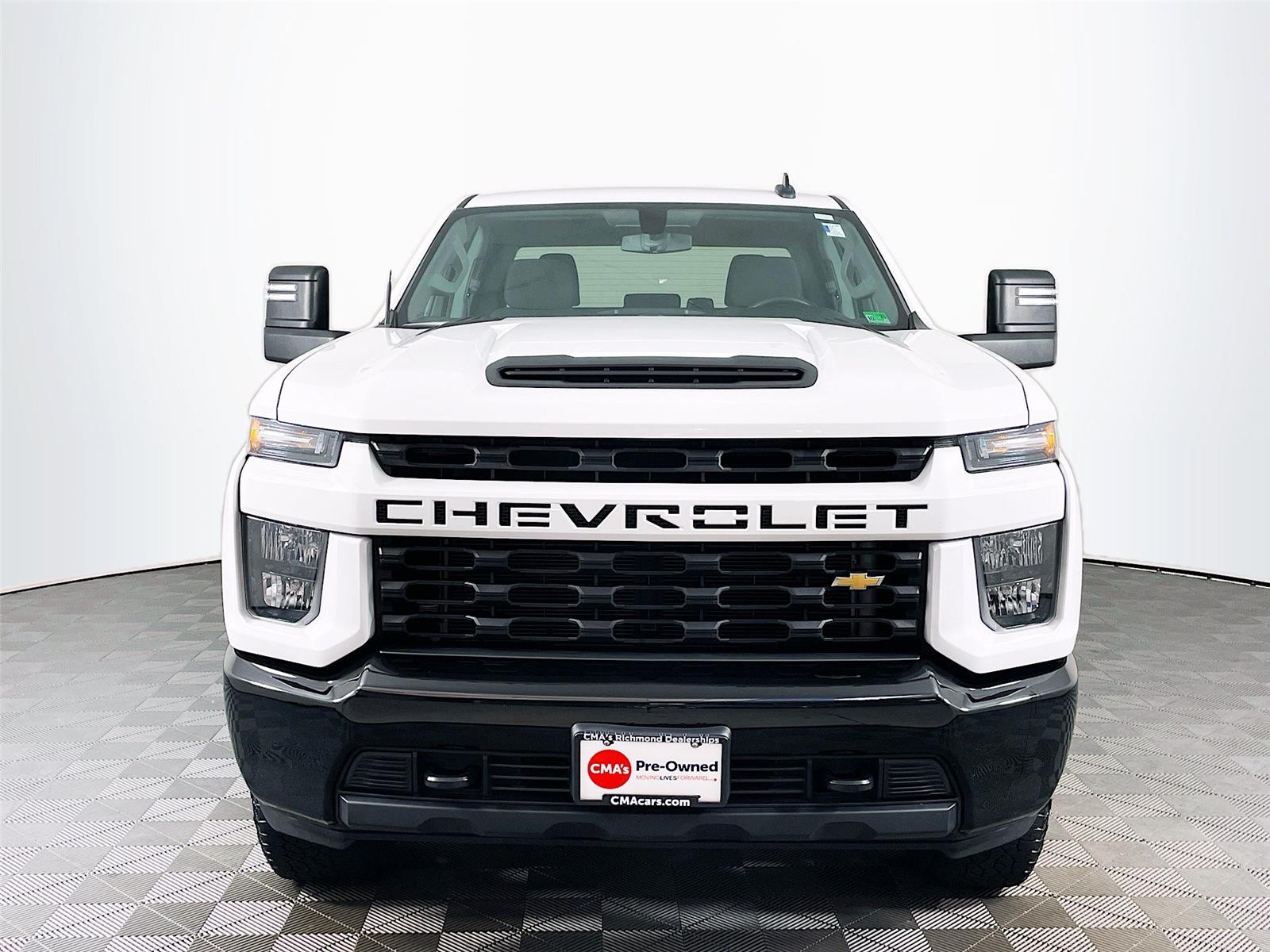 2023 Chevrolet Silverado 2500HD Custom photo 2