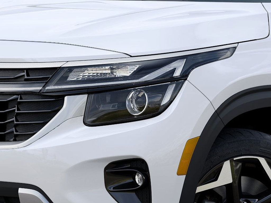 2026 Kia Seltos S photo 6