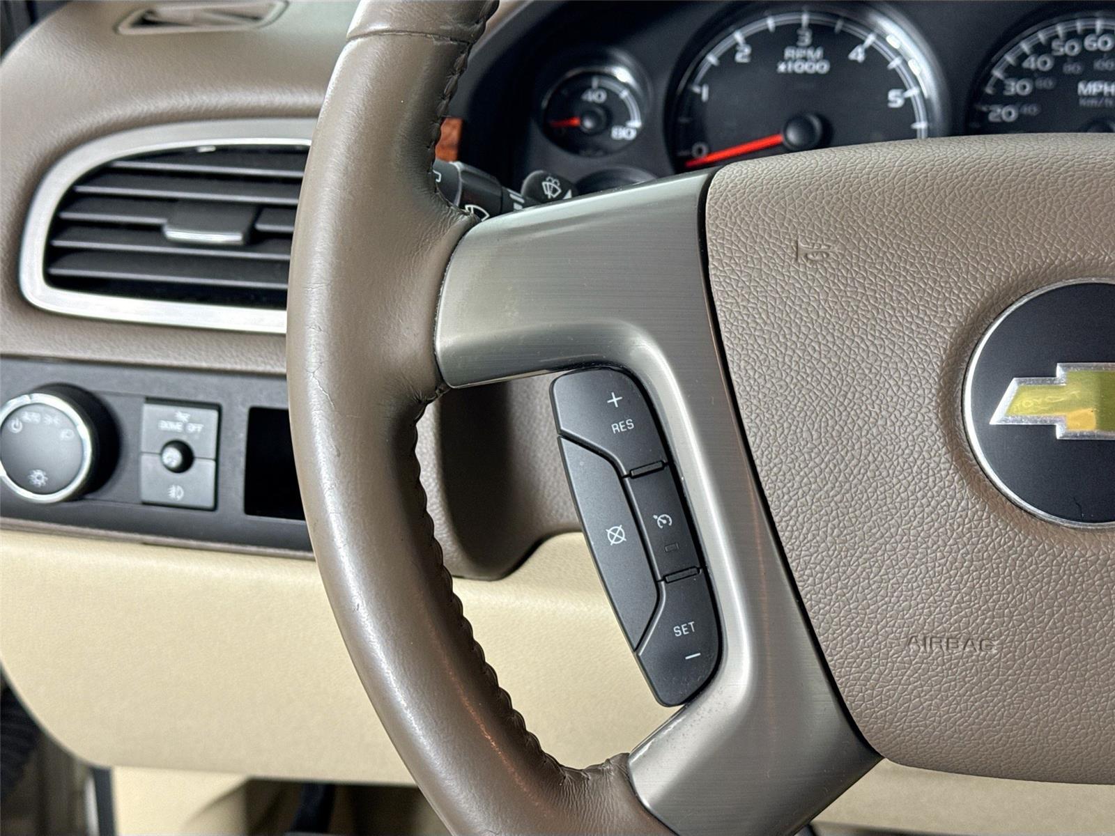 2013 Chevrolet Tahoe LT photo 16
