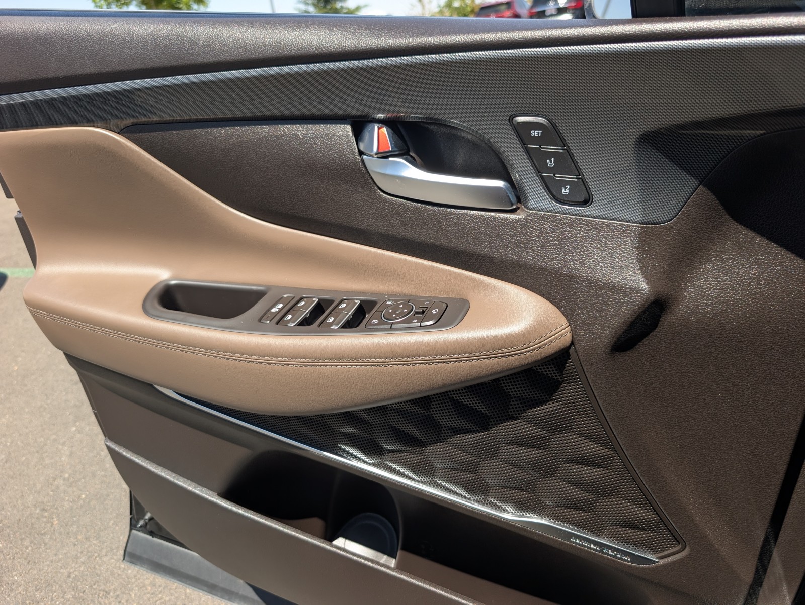 Used 2023 BLACK Hyundai Limited image 21