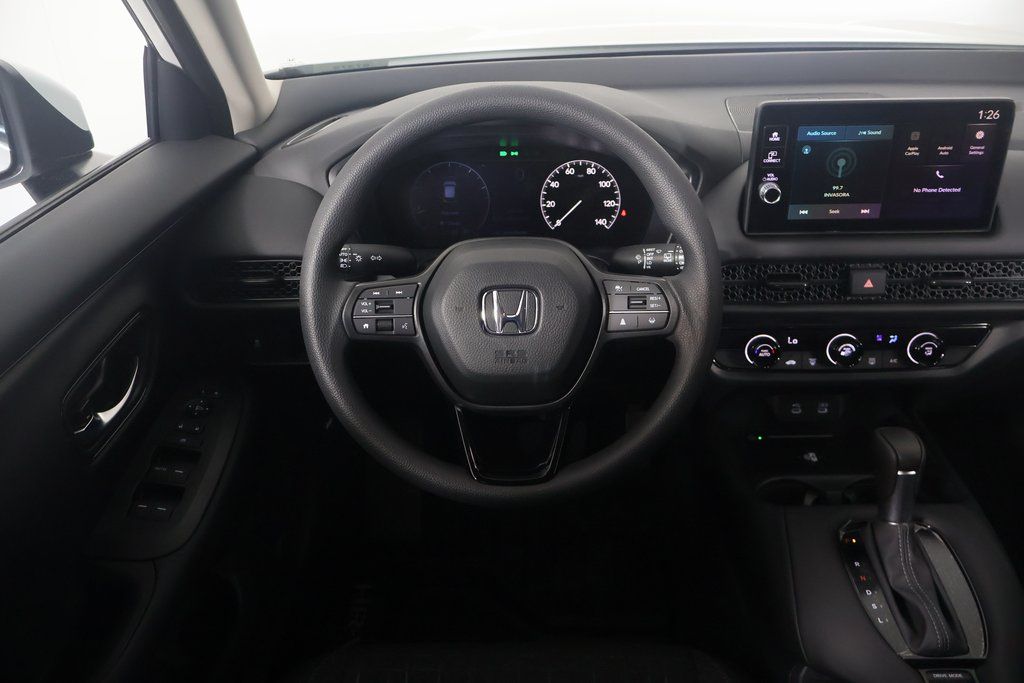 2026 Honda HR-V LX photo 3