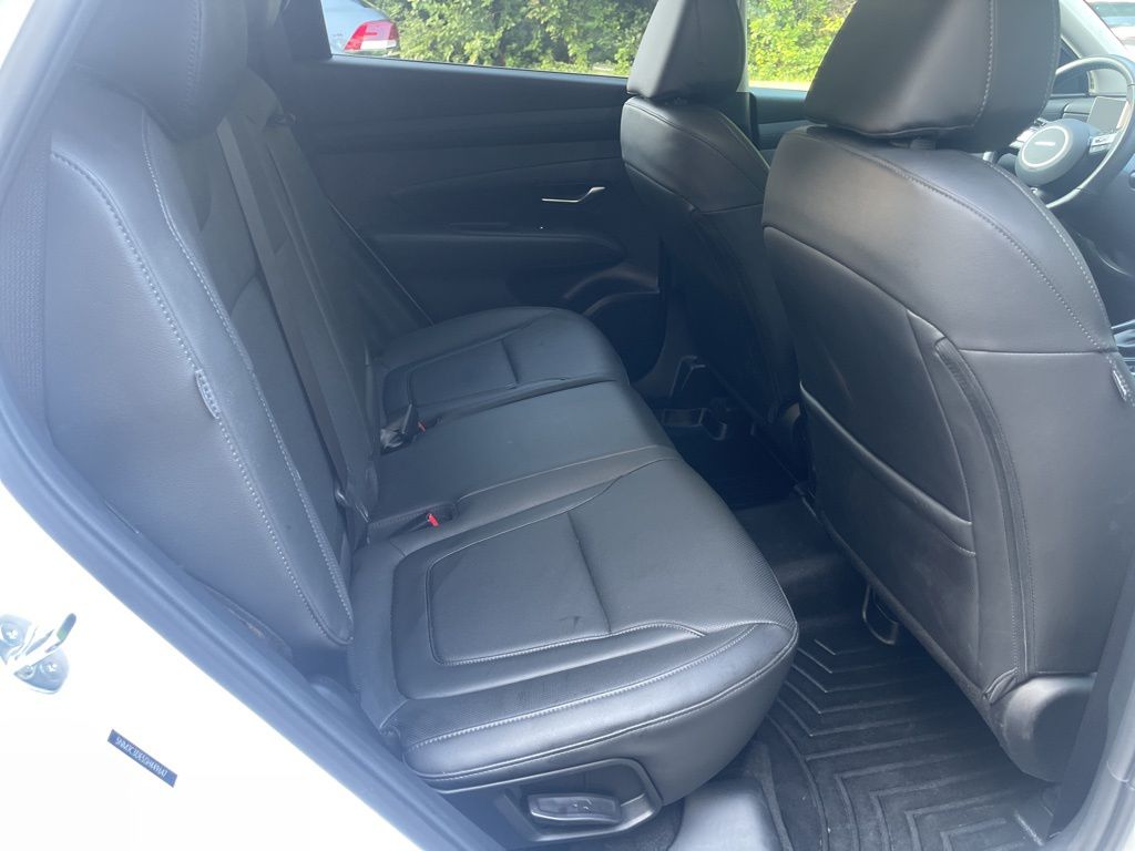 2025 Hyundai Tucson SEL Convenience photo 19