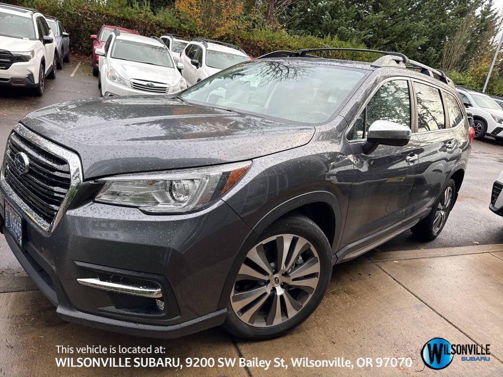 2022 Subaru Ascent Touring's photo