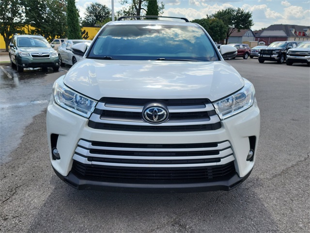 2019 Toyota Highlander LE Plus photo 6