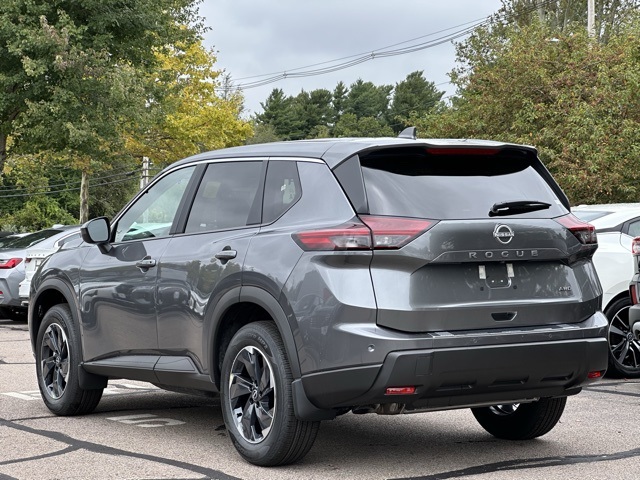 2026 Nissan Rogue SV photo 3