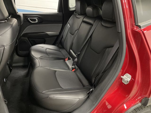 2025 Jeep Compass Latitude photo 29